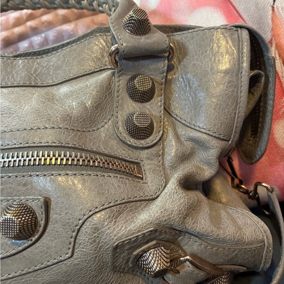 Beautiful Balenciaga taupe leather big 21 rose gold motorcycle purse bag - Picture 11 of 15